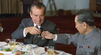 Richard Nixon and Zhou Enlai